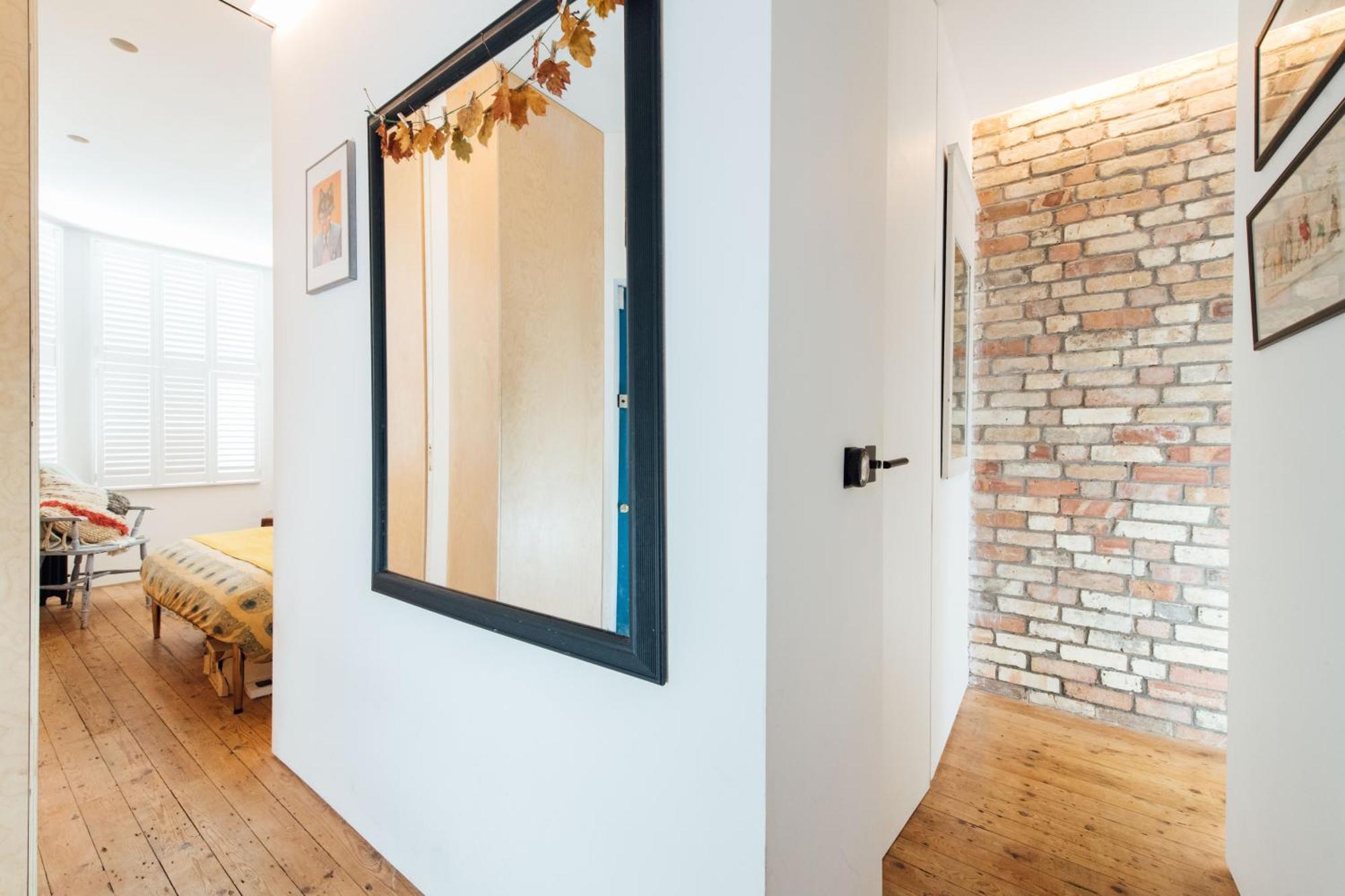Stylish 2 Bedroom Flat With A Private Sauna 핀칠리 외부 사진